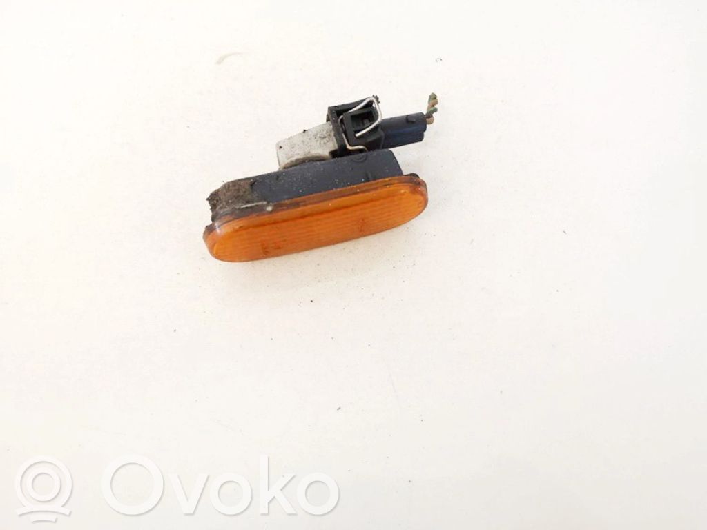 Volkswagen Caddy Semnalizator bară față