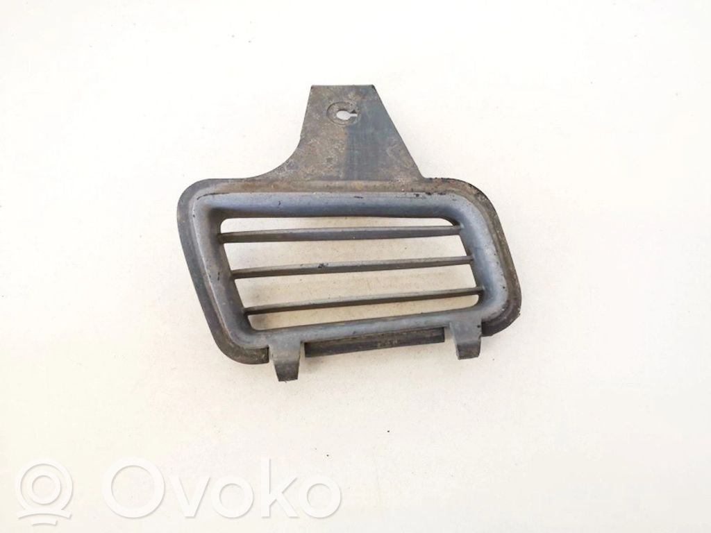 Volvo S40, V40 Rejilla inferior del parachoques delantero