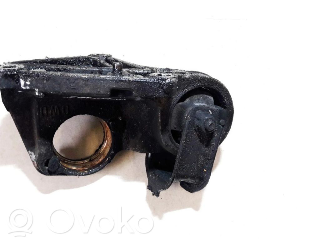 Citroen C5 Engine mount bracket 