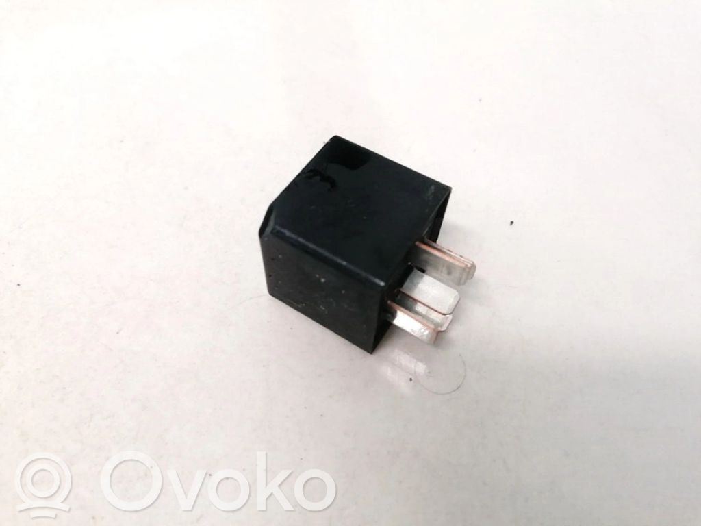 Inne przekaźniki   FOAB14B192AA,FOAB14B192AA,FOAB14B192AA,FOAB14B192AA