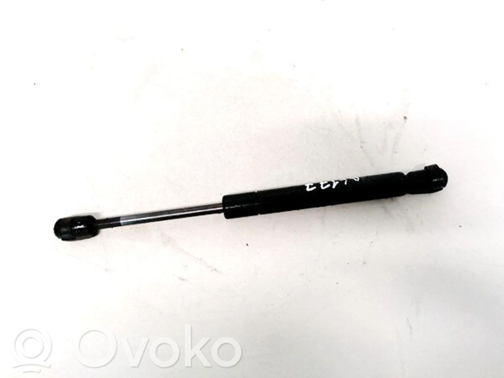 Audi A4 S4 B5 8D Amortizor hayon 