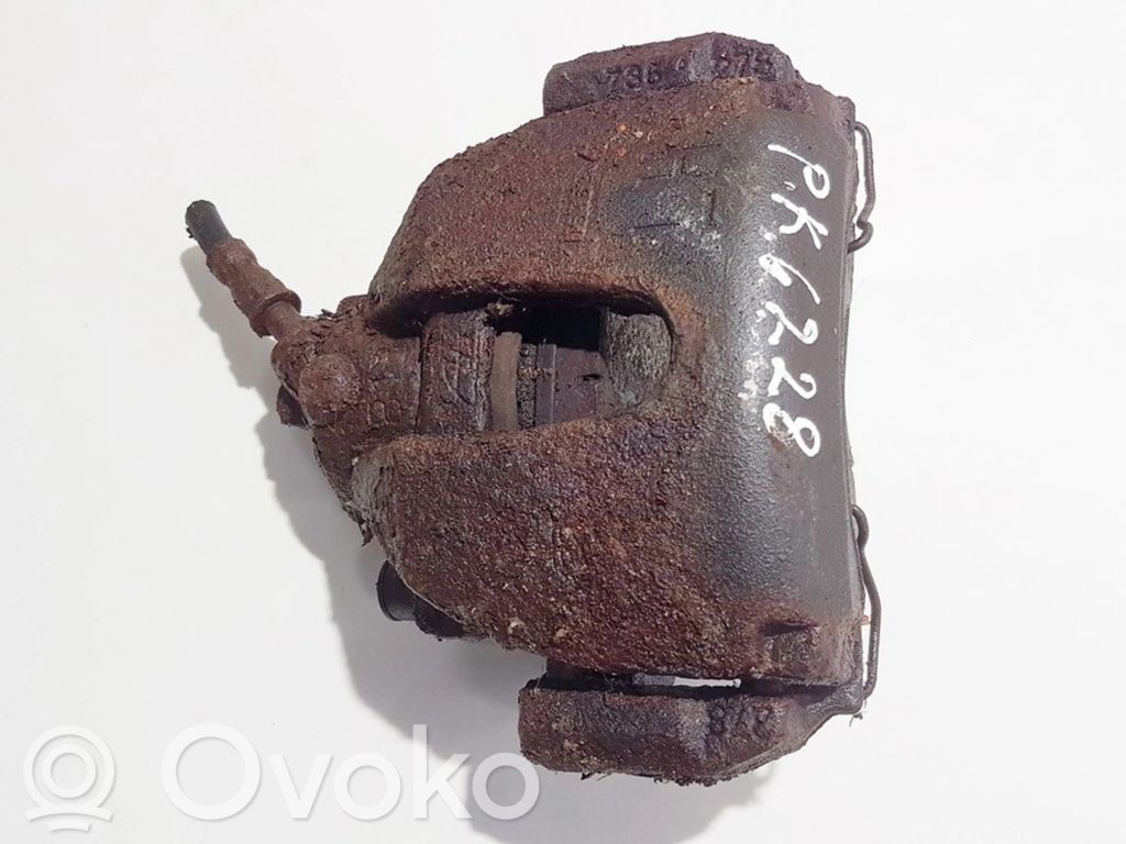 Front brake caliper   813,736,813
