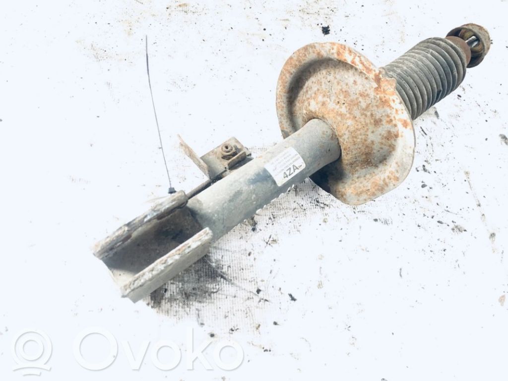 Stoßdämpfer vorne