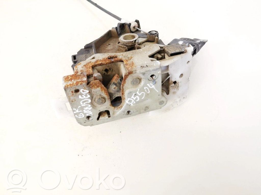 Takaoven lukko   2S4AA26413EB,2S4AA26413EB,2S4AA26413EB,2S4AA26413EB