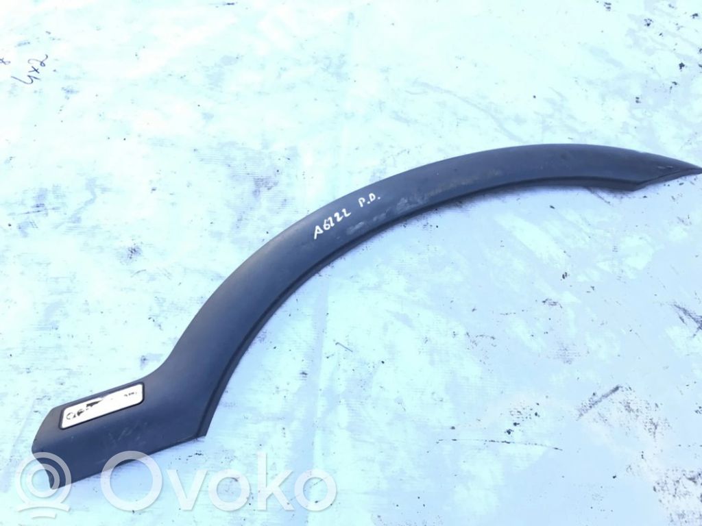 Opel Zafira A Etupyöräkotelon koristelista 