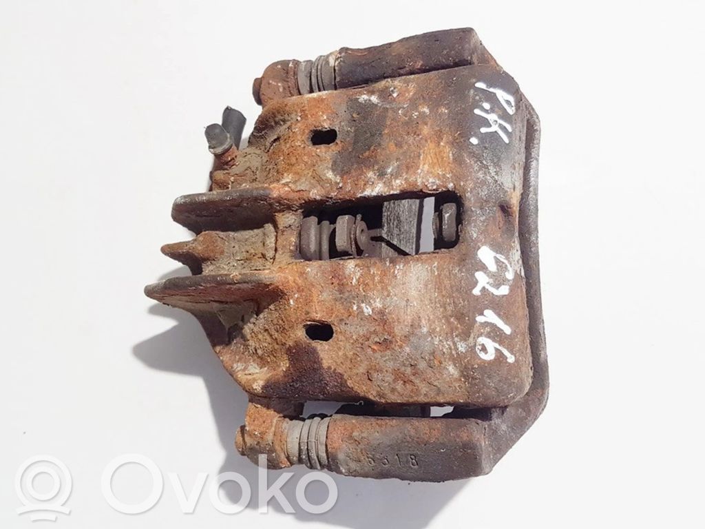 Caliper de freno delantero