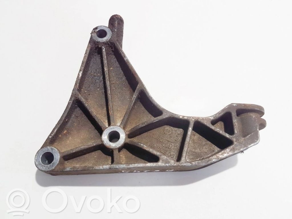 Opel Astra G Engine mounting bracket 