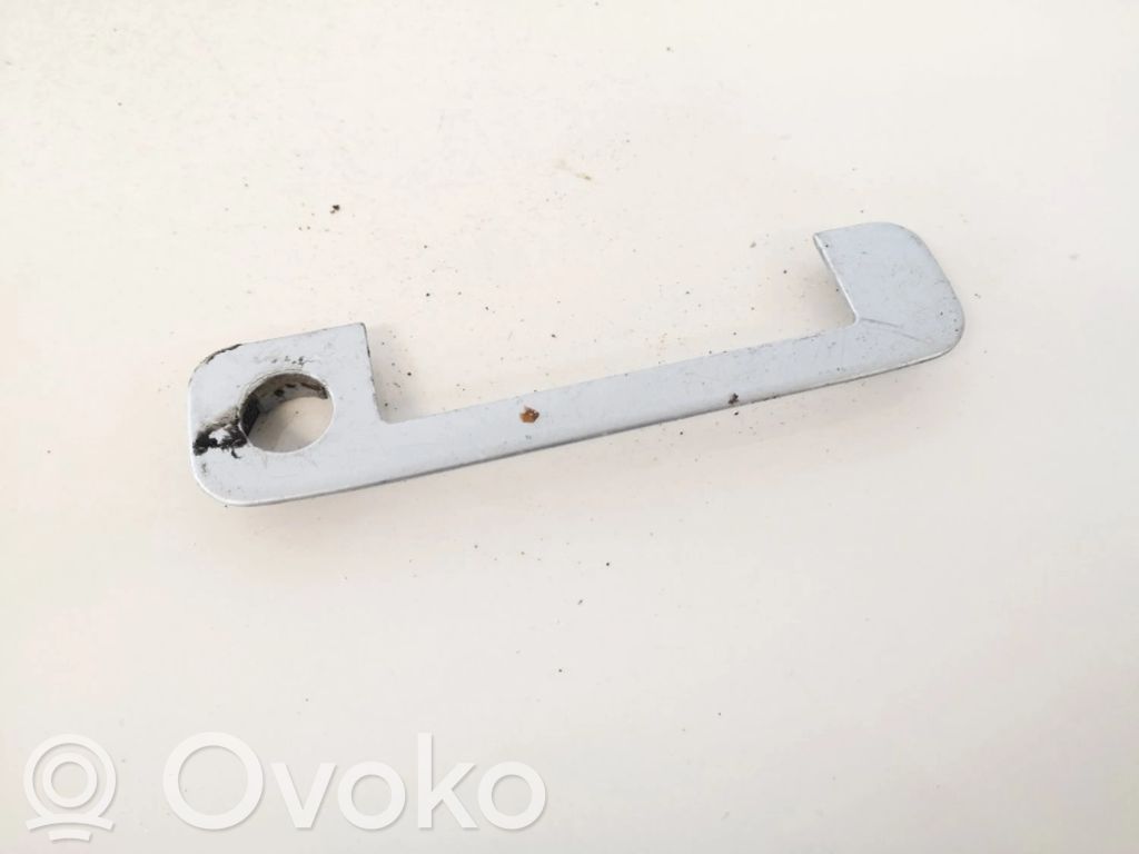 Audi A4 S4 B5 8D Lastausoven suojatulppa