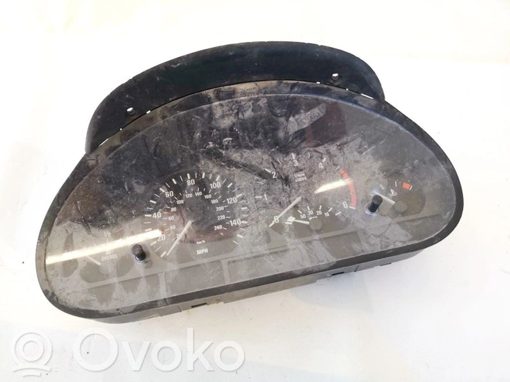 BMW 3 E46 Speedometer (instrument cluster) 