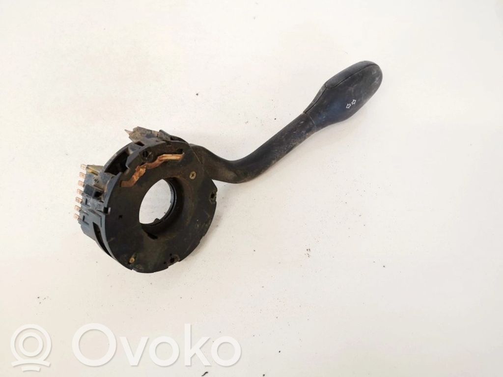 Volkswagen Golf III Manetă semnalizator 