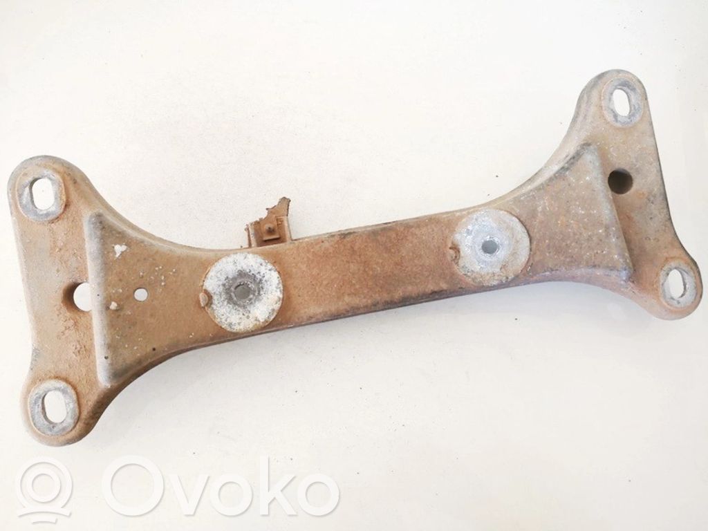 BMW 1 E81 E87 Engine mounting bracket 