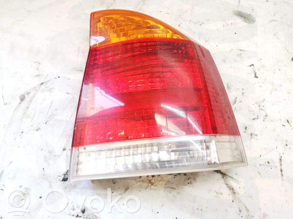 Opel Vectra C Lampă spate în caroserie