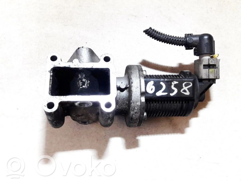 Opel Zafira B Válvula EGR 