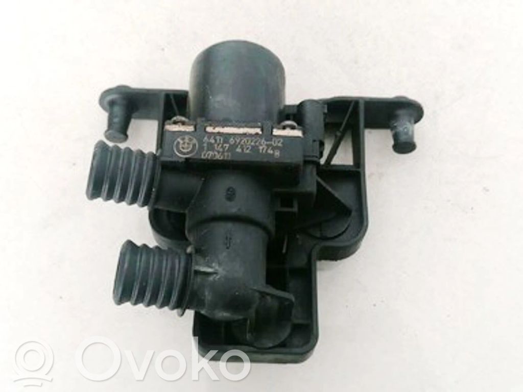 BMW 5 E60 E61 Heizungsventil Wasserventil 