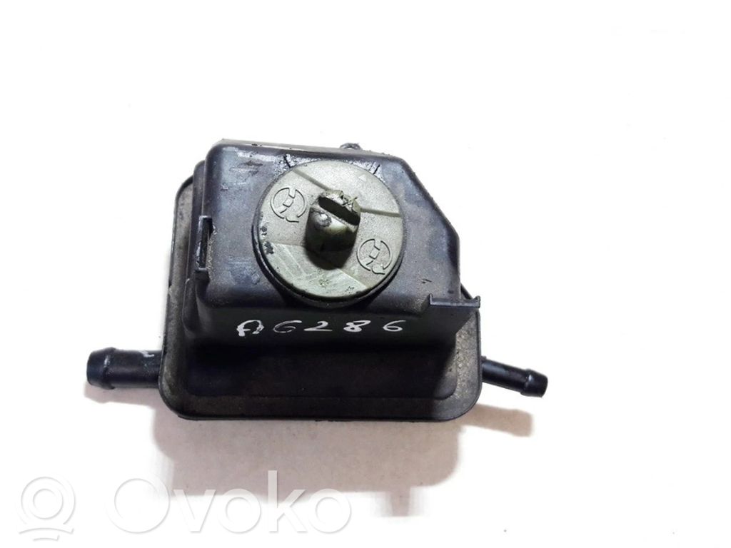 Rezervor lichid servodirecție   1J0422371B,1J0422371B