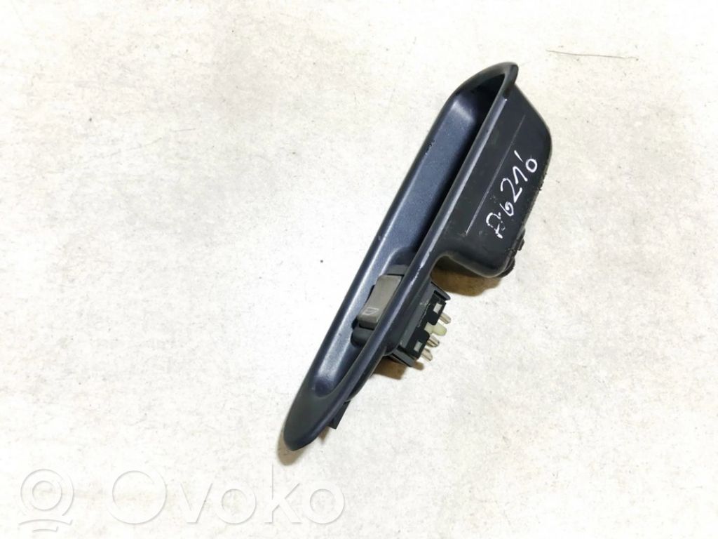 Volvo S40, V40 Interruttore di controllo dell’alzacristalli elettrico 