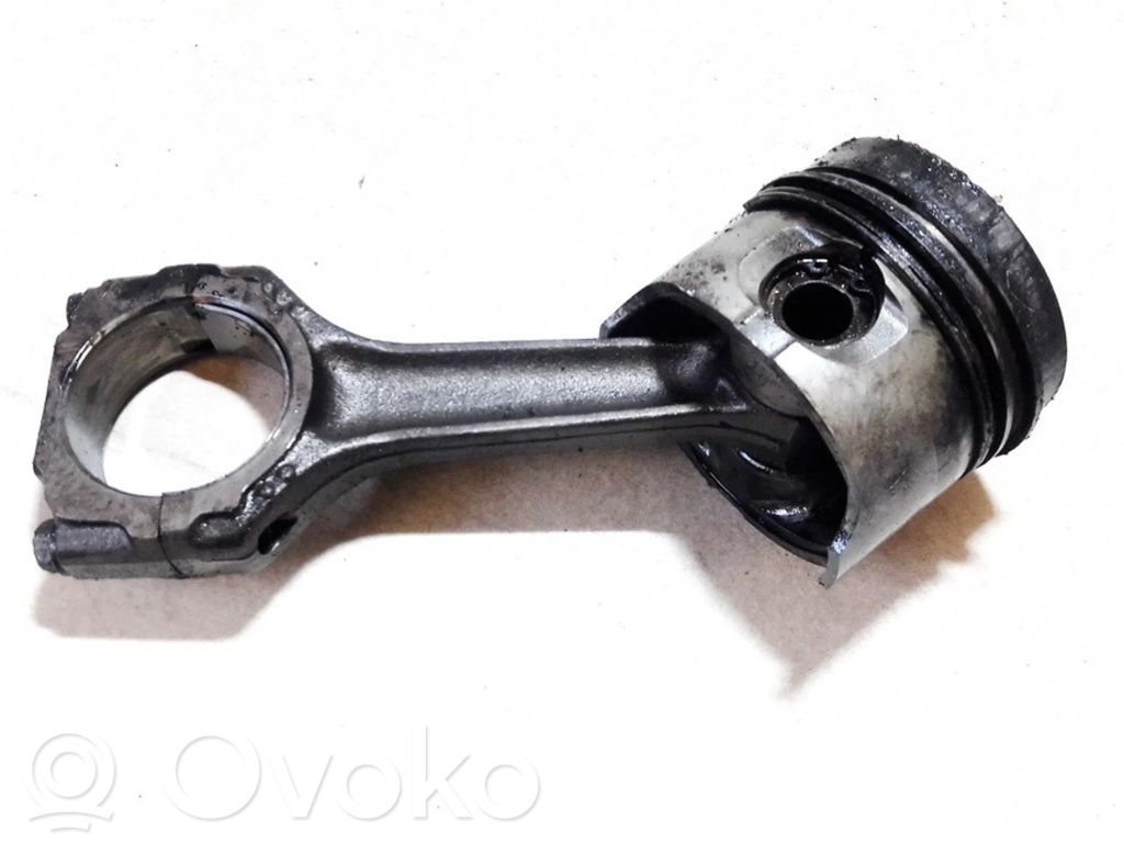 Piston with connecting rod