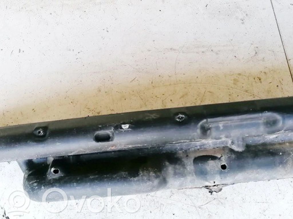 Peugeot 106 Travesaño trasero 