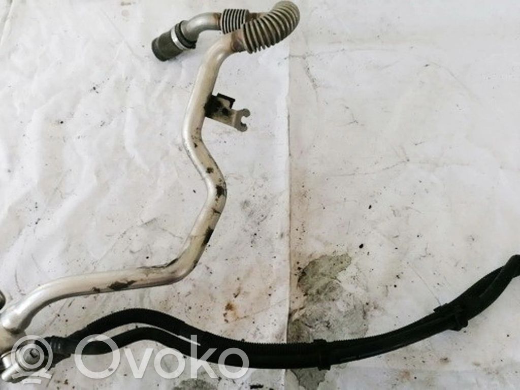 BMW 3 F30 F35 F31 Tubo e bocchettone per riempimento serbatoio del carburante