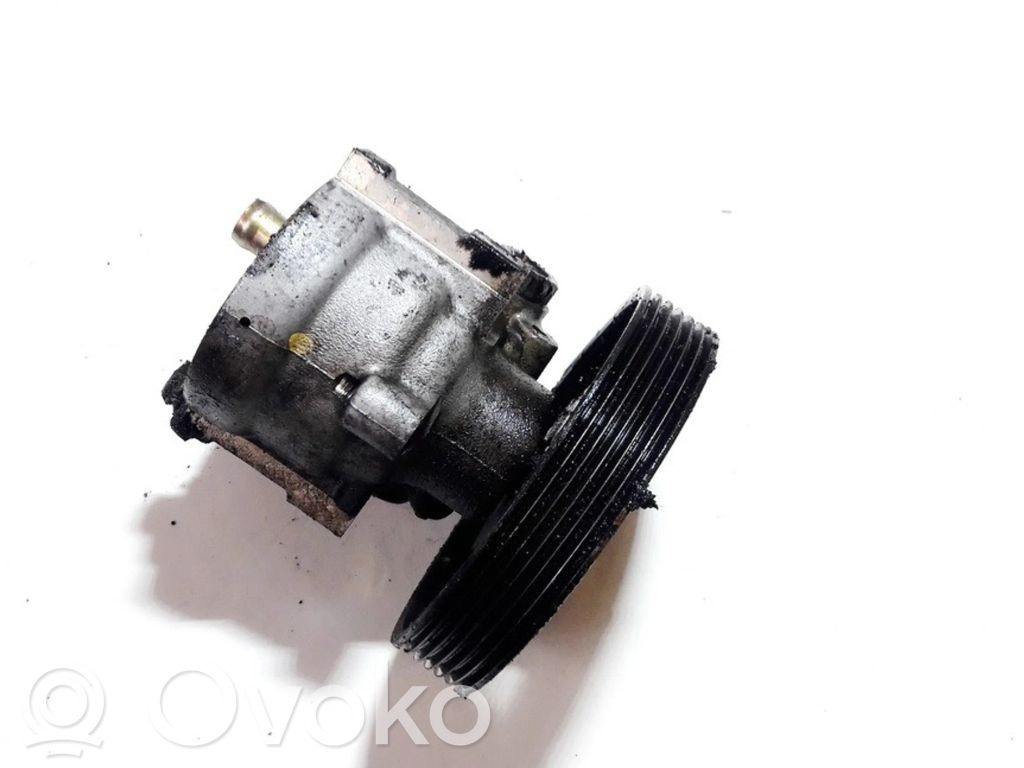 Mitsubishi Carisma Pompa servosterzo