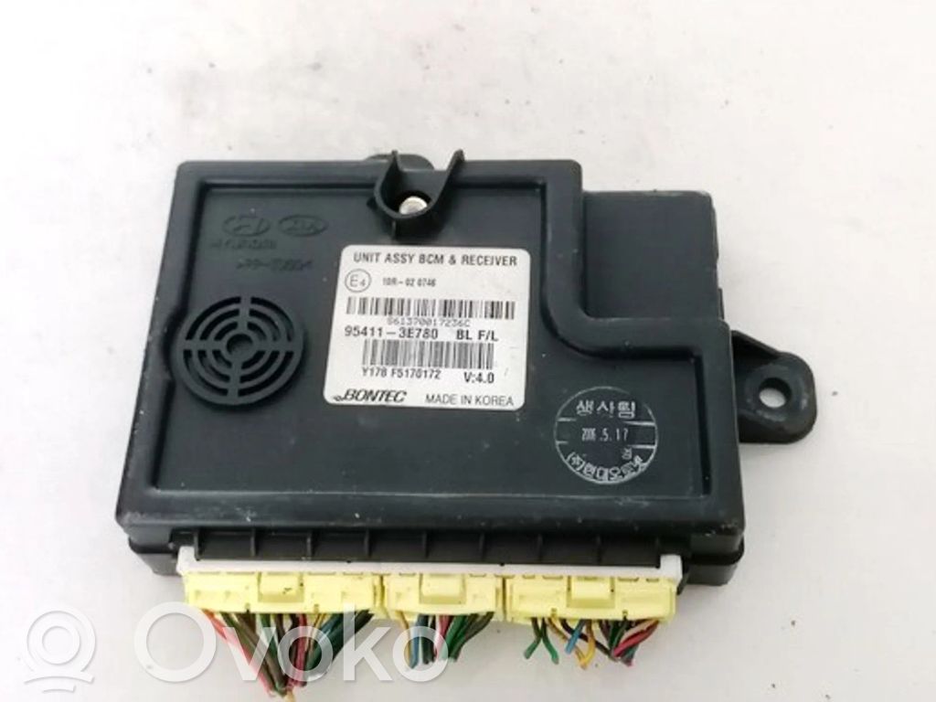 KIA Sorento Módulo de confort/conveniencia 