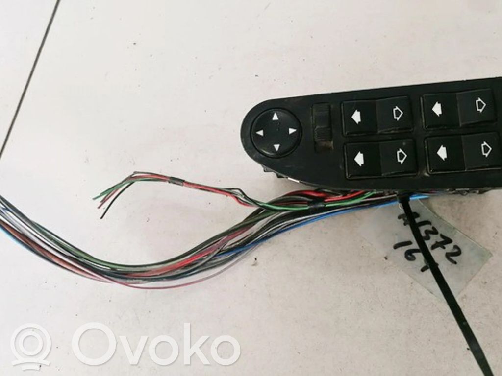 BMW 5 E39 Elektrinių langų jungtukas 