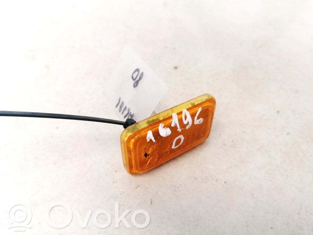 Audi 80 90 S2 B4 Indicatore di direzione del parafango anteriore 