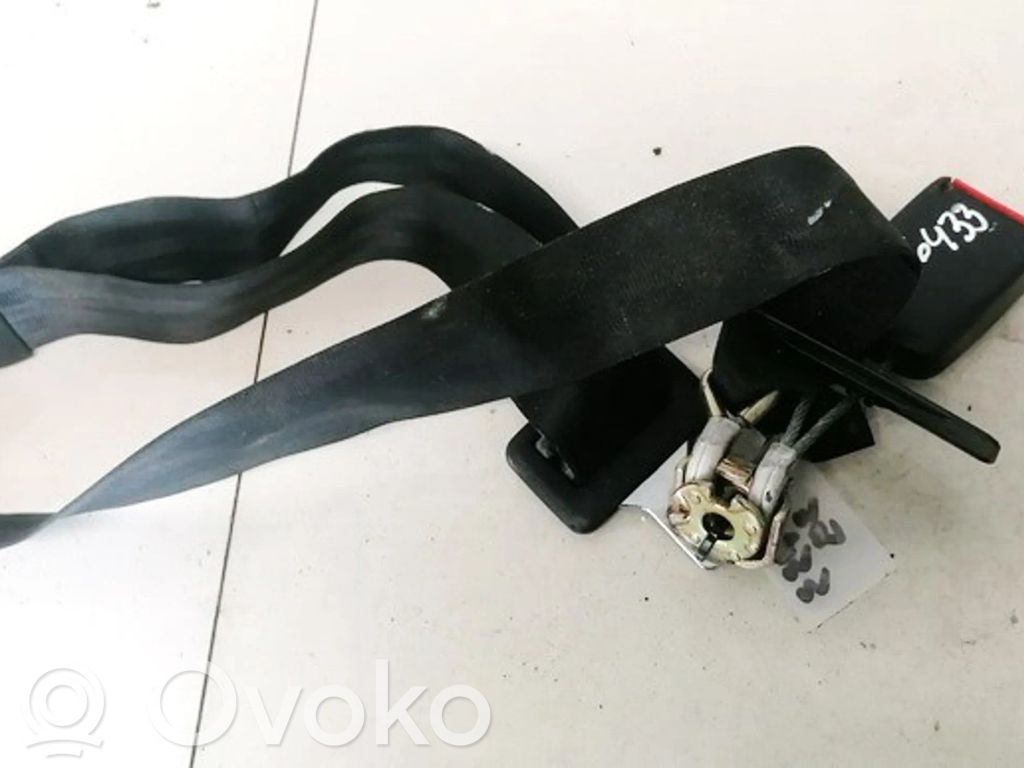 Audi A4 S4 B5 8D Fibbia della cintura di sicurezza posteriore 