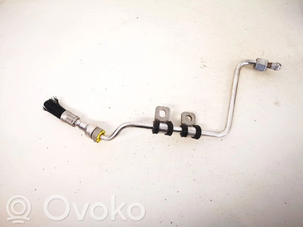 BMW 3 F30 F35 F31 Tubo/manguera de la línea de combustible 