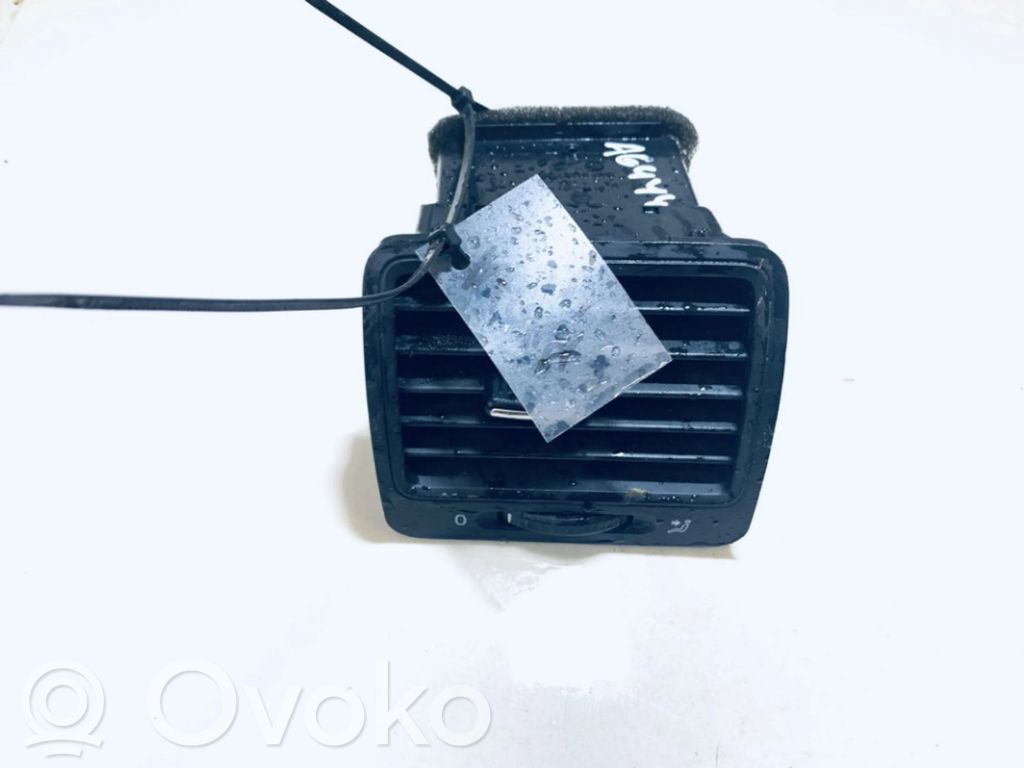 Volkswagen Golf V Griglia di ventilazione centrale cruscotto