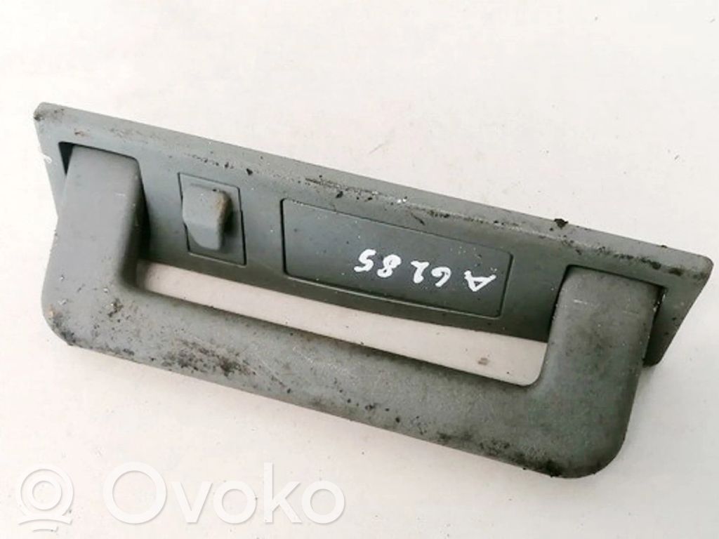 Audi 80 90 S2 B4 Maniglia interna tetto posteriore