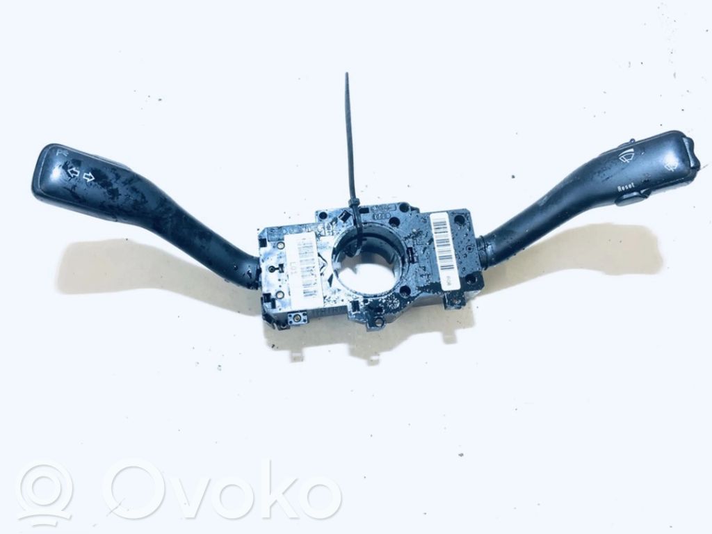 Audi A6 S6 C5 4B Leva/interruttore dell’indicatore di direzione e tergicristallo 