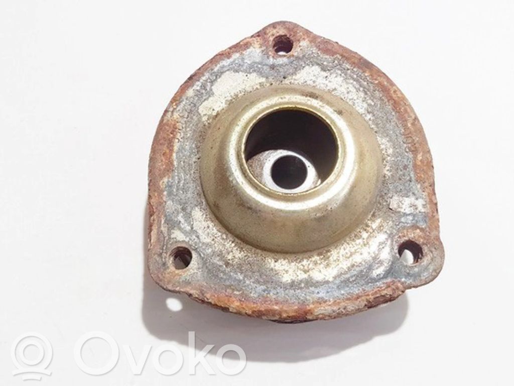 Saab 9-5 Supporto di montaggio della molla elicoidale