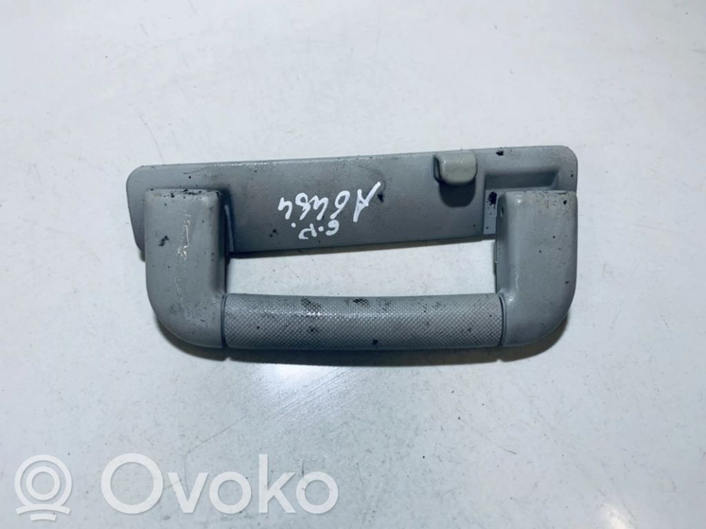 Opel Astra F Asidero interior trasero