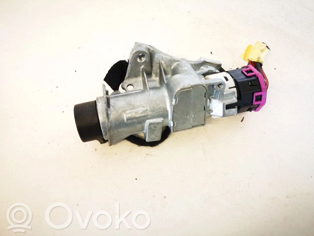 Audi A6 S6 C5 4B Virtalukon kytkin 