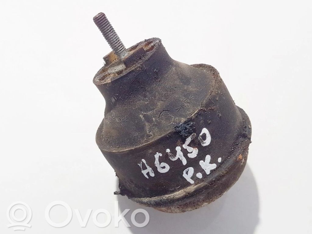 Soporte de montaje del motor   8D0199379S,8D0199379S