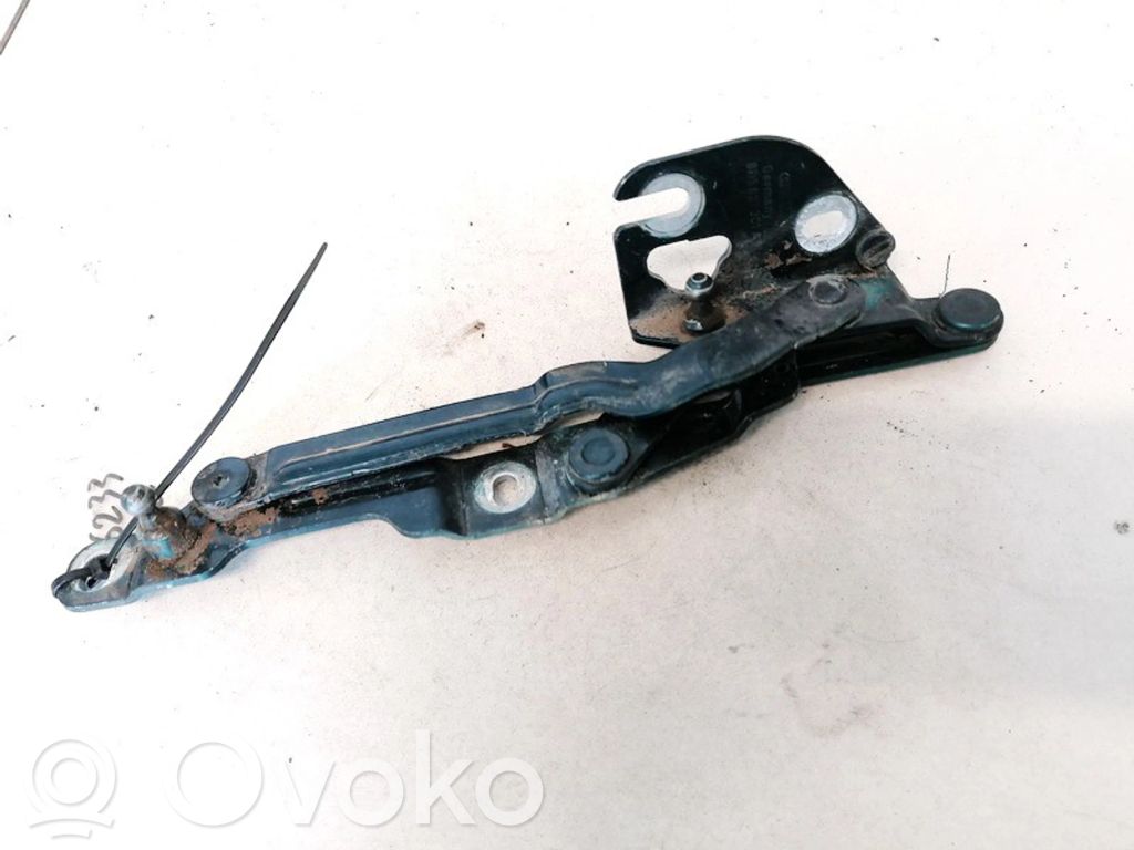 Audi A4 S4 B5 8D Tailgate/trunk/boot hinge 