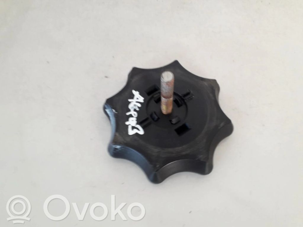 Vararenkaan pultti   4A0803899,4A0803899