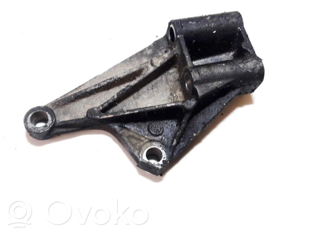 Renault Laguna I Halterung Lager Motor 