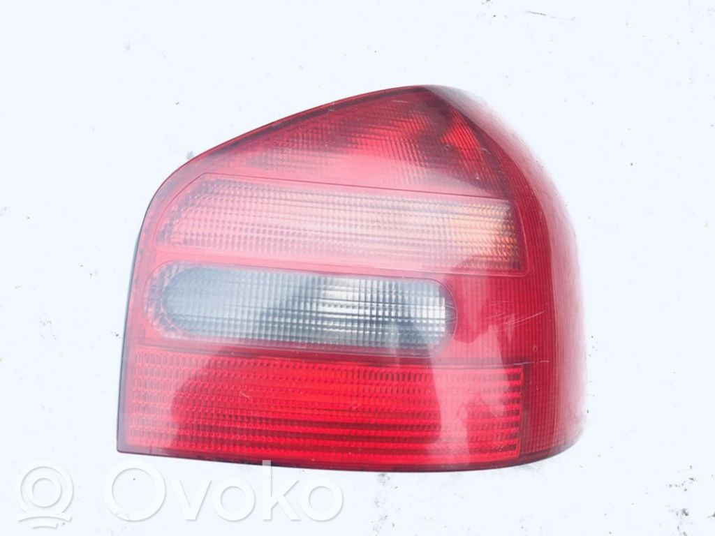 Takavalot   8L0945096,8L0945096
