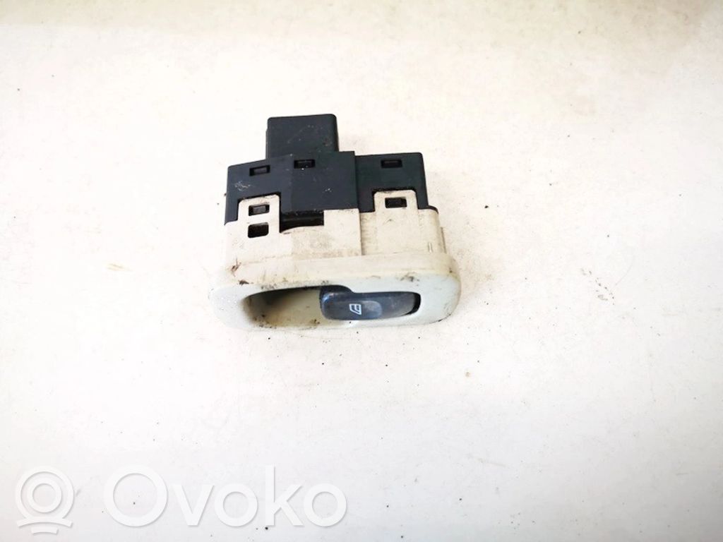 Interrupteur commade lève-vitre   9476697,9476697