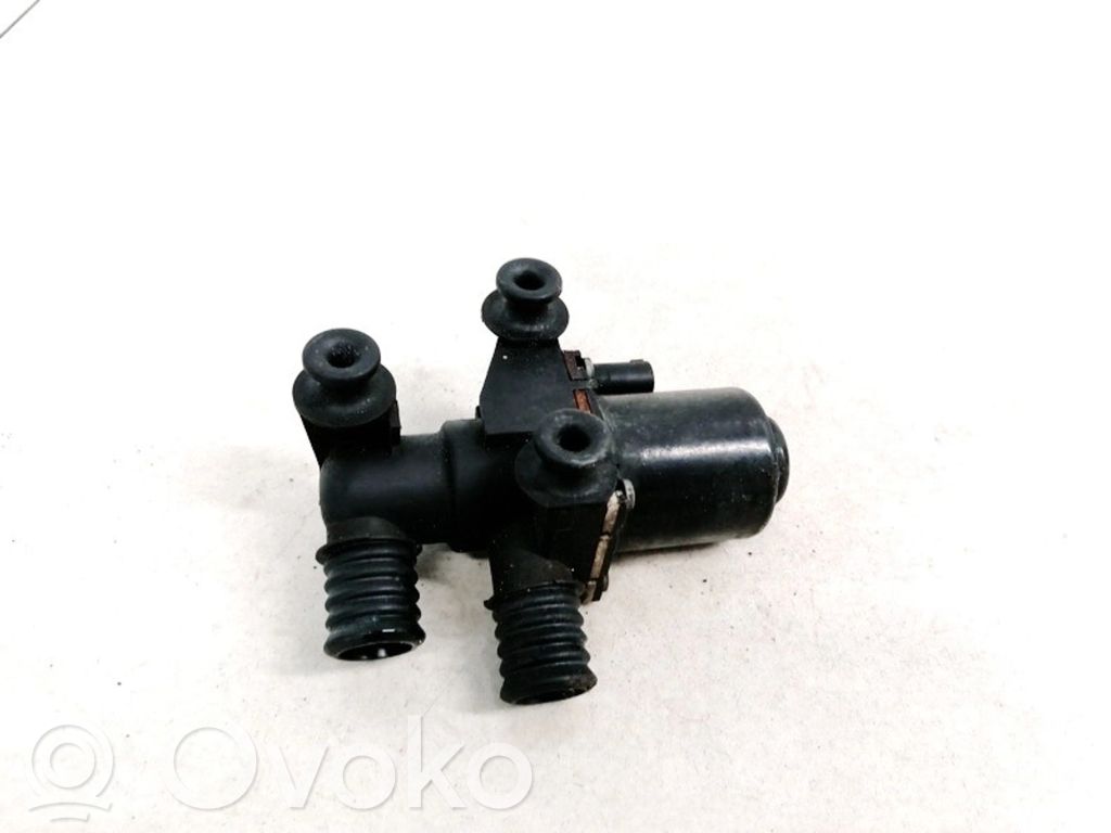 BMW 5 E60 E61 Supapă control încălzitor lichid răcire 