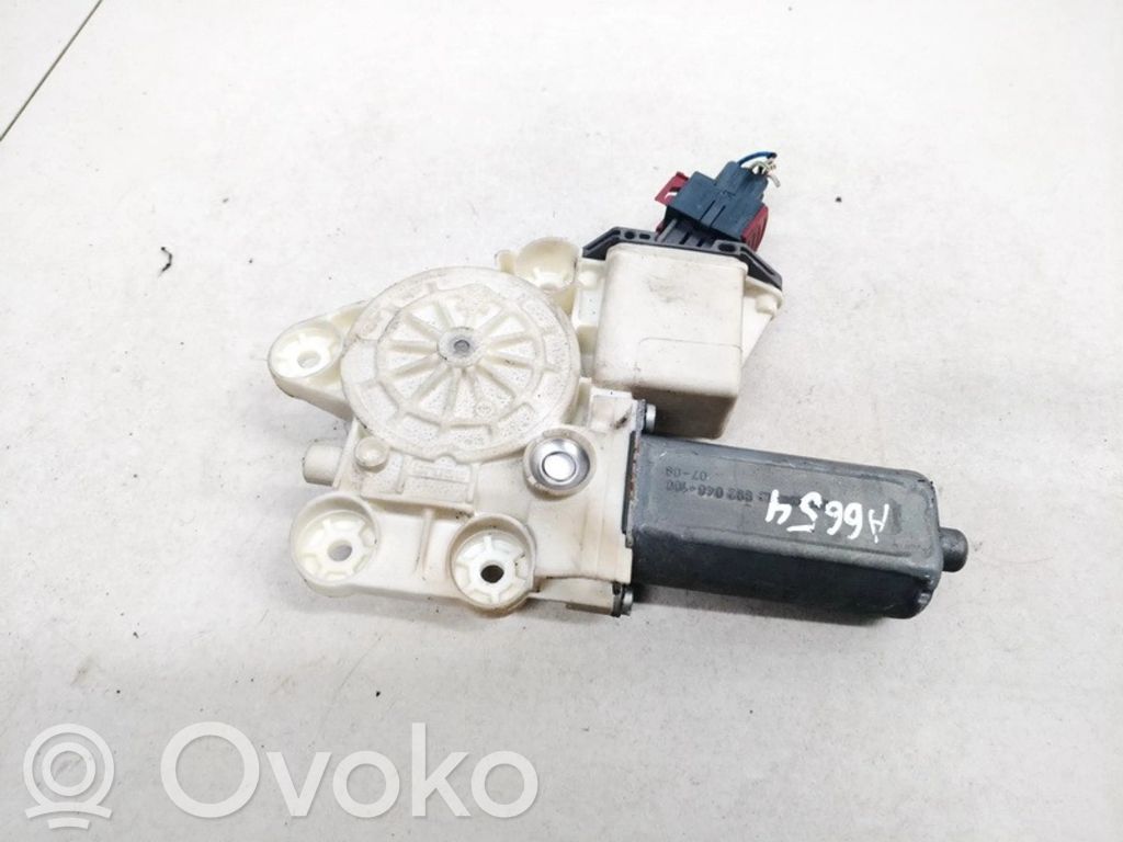 Toyota Avensis T250 Motor macara geam ușă față 