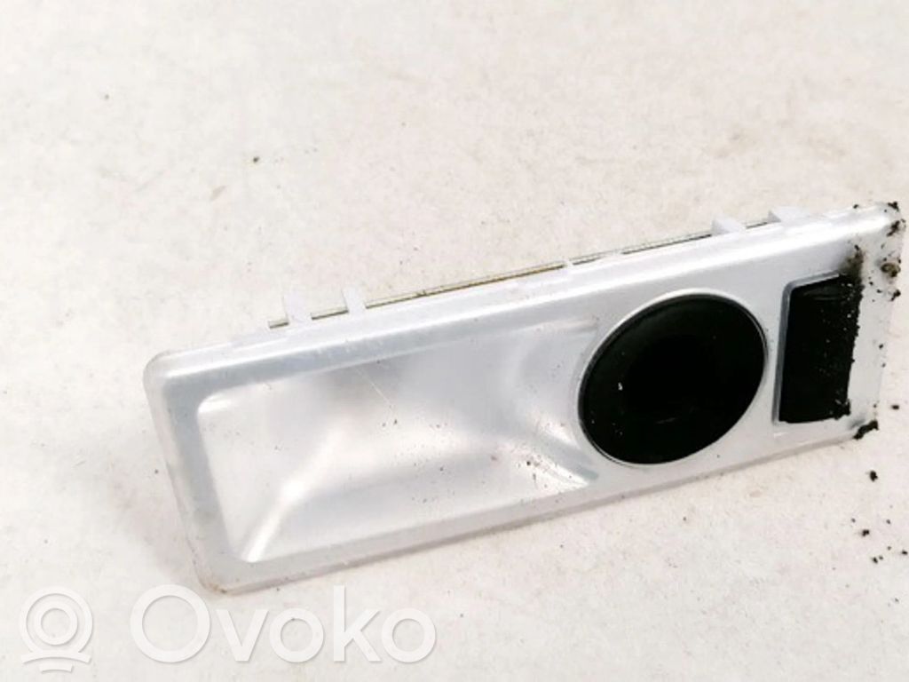 BMW 5 E60 E61 Takaistuimen valo 