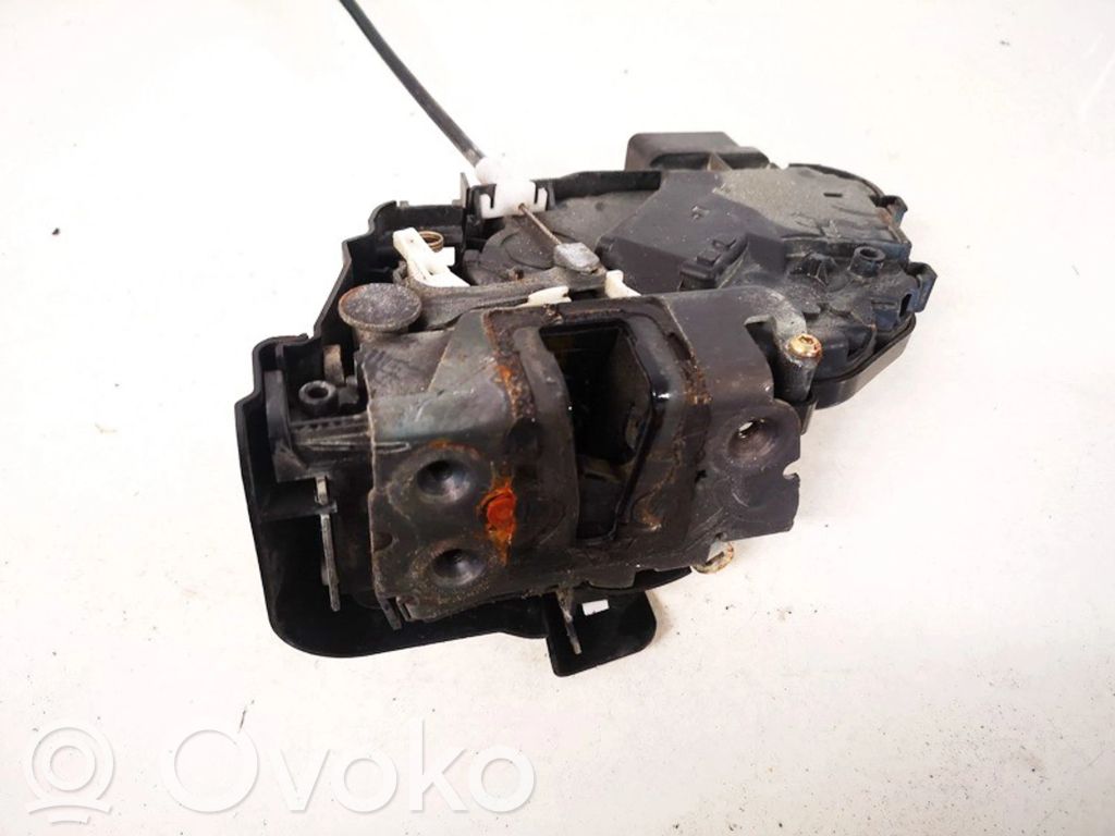 Ford Focus C-MAX Etuoven lukko 