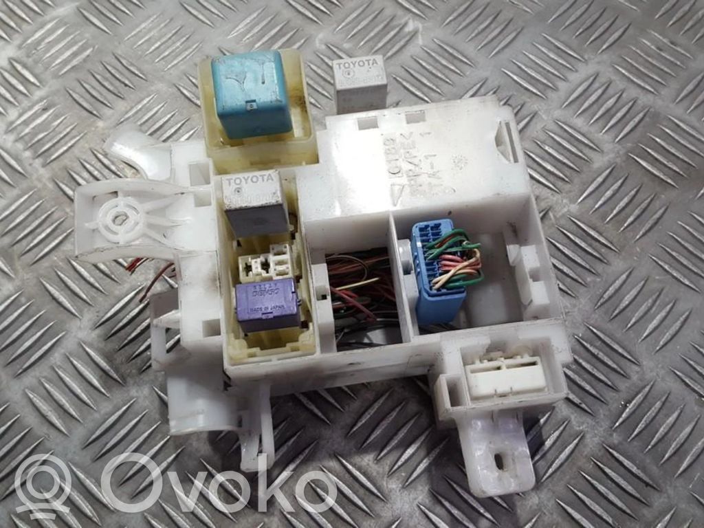 Toyota Corolla E120 E130 Fuse box set 