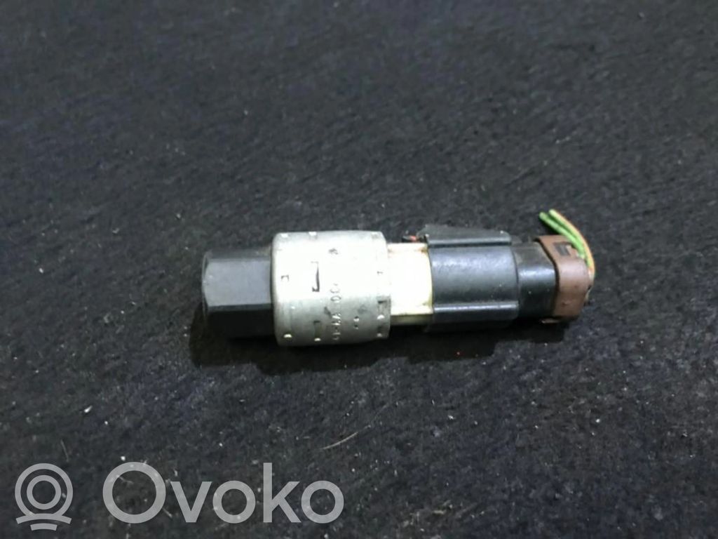 Air conditioning (A/C) pressure sensor   95BV19E561AA,95BV19E561AA,95BV19E561AA,95BV19E561AA