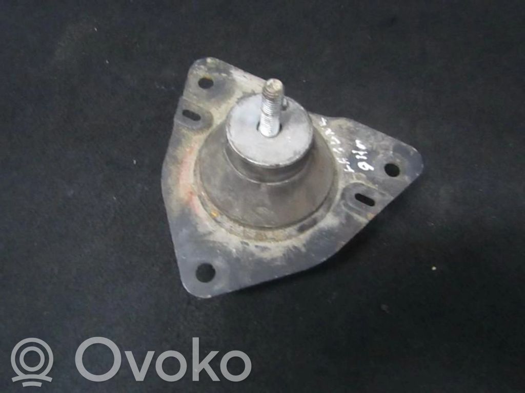 Renault Laguna I Engine mount bracket 