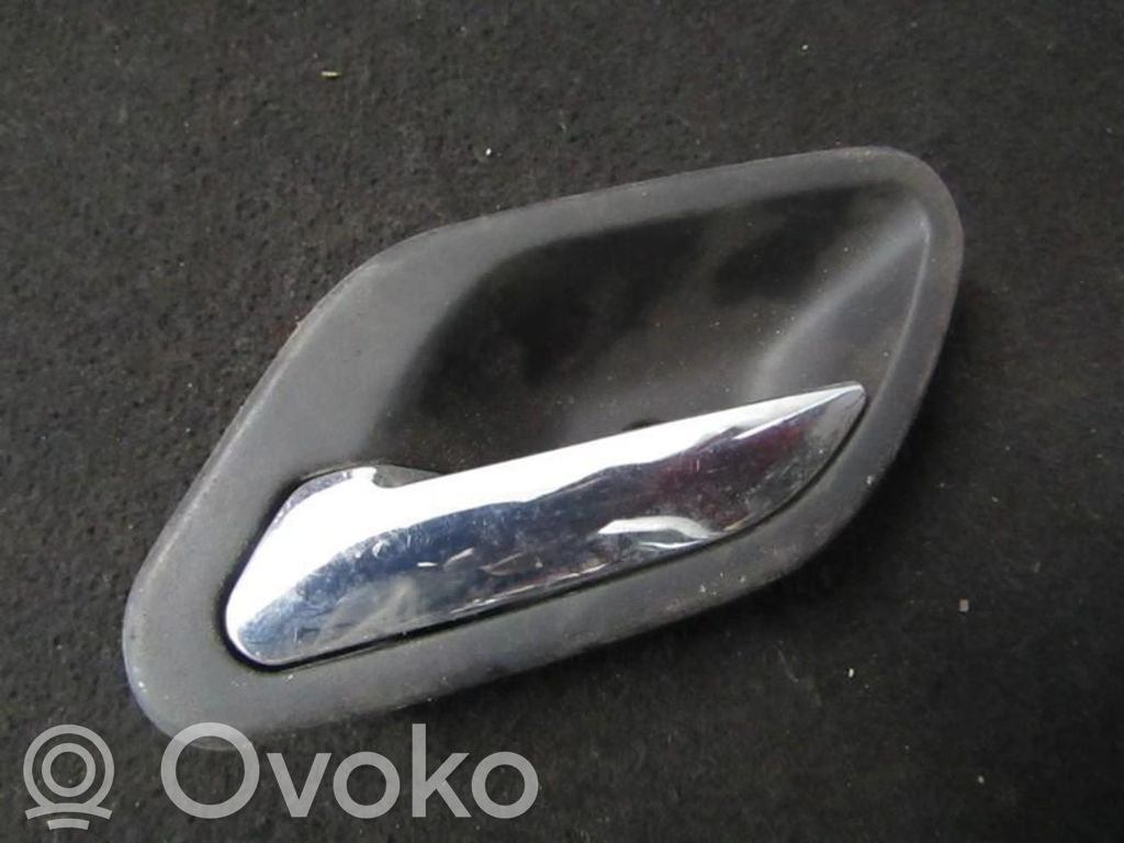 Manecilla interna puerta trasera   L27032925,L27032925