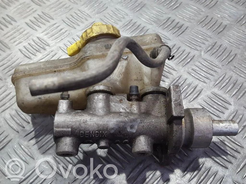 Volkswagen Golf IV Pompă centrală de frână 